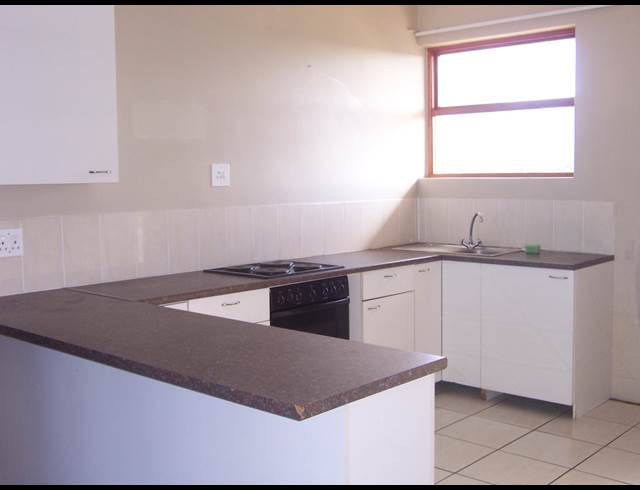2 bed property to rent in DIEP RIVER