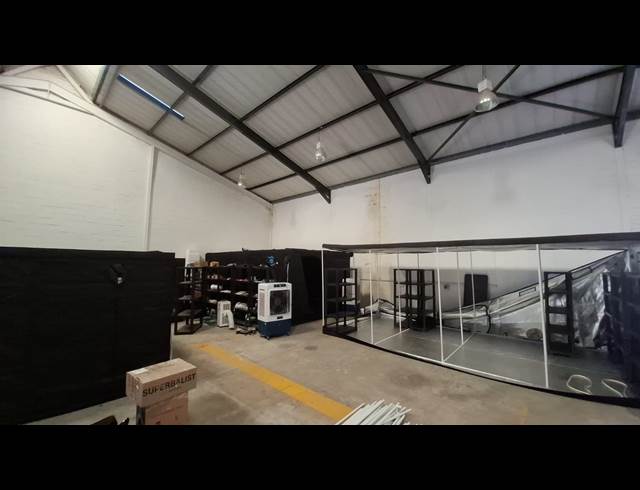 339M² WAREHOUSE TO LET IN FISANTEKRAAL INDUSTRIAL