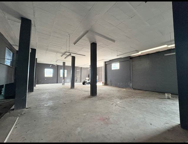 545M² WAREHOUSE TO LET IN DURBAN CENTRAL