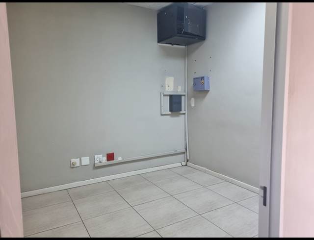 92M² OFFICE TO LET IN NELSPRUIT CENTRAL