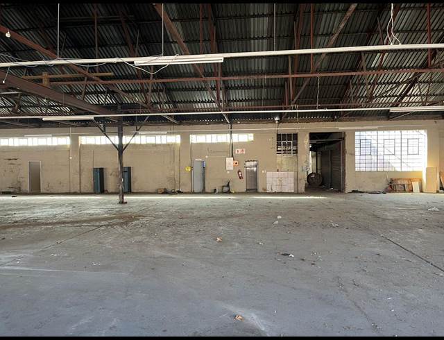 2,421M² WAREHOUSE TO LET IN BOOYSENS RESERVE