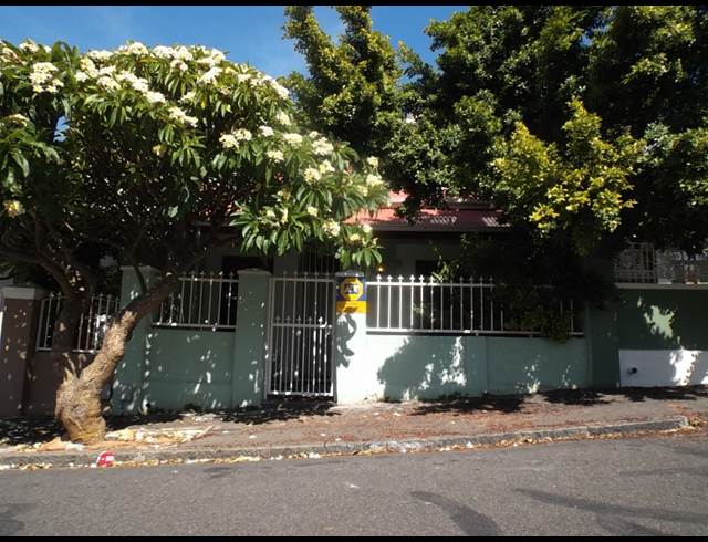 2 bed property to rent in WOODSTOCK