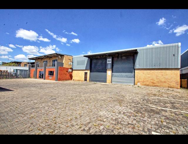 1,607M² WAREHOUSE TO LET IN HOOGLAND