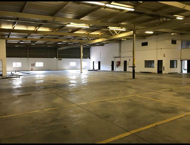 1,860M² WAREHOUSE TO LET IN STRIJDOMPARK