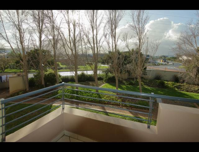 2 Bedroom Apartment Somerset Links