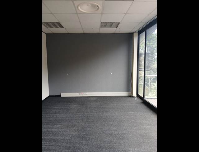 200M² OFFICE TO LET IN WESTVILLE