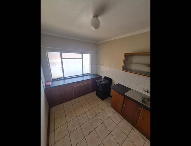 2 BEDROOM PROPERTY TO RENT IN MEYERTON CENTRAL