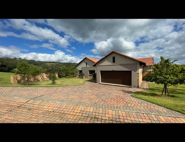 2 BEDROOM HOUSE TO LET IN BATELEUR ESTATE