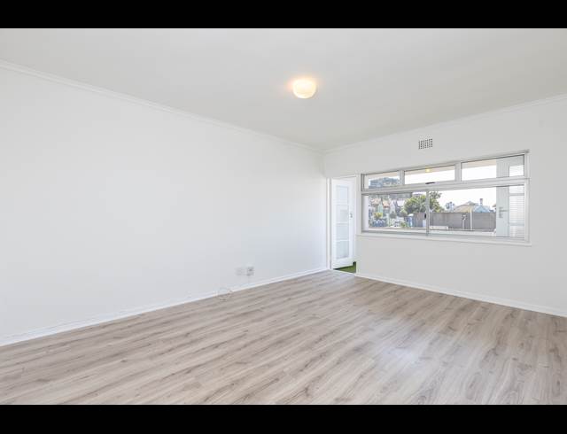 2 BEDROOM APARTMENT TO LET IN TAMBOERSKLOOF
