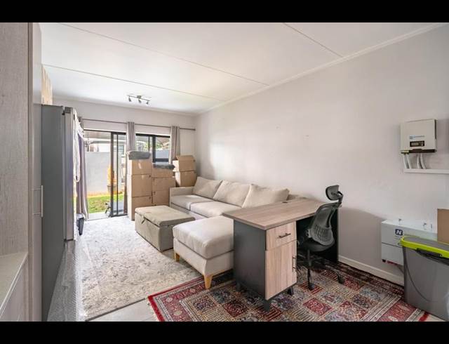 1 BEDROOM PROPERTY TO RENT IN BRYANSTON