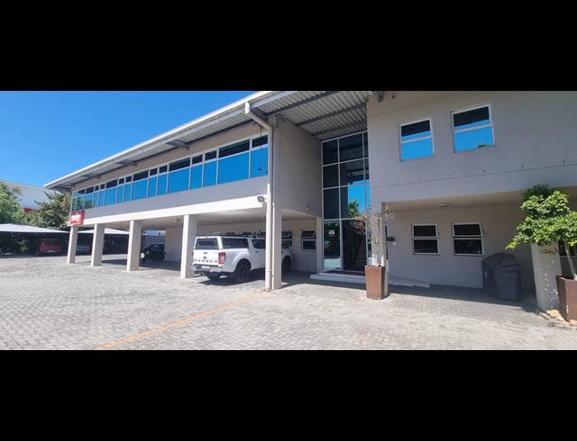 650M² OFFICE TO LET IN AIRPORT INDUSTRIA