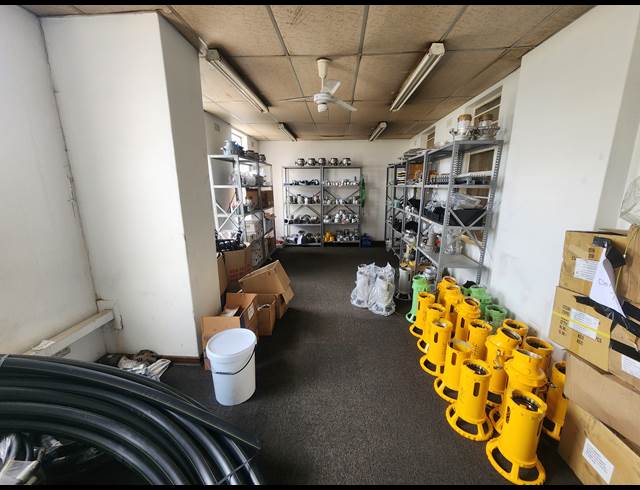 265M² WAREHOUSE TO LET IN WADEVILLE