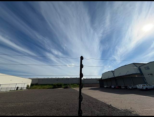 3,304.10M² VACANT LAND TO LET IN STIKLAND INDUSTRIAL