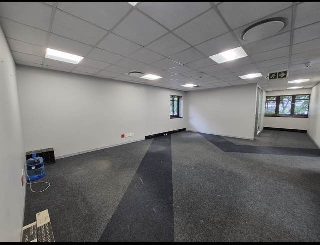 377M² OFFICE TO LET IN SANDTON CENTRAL