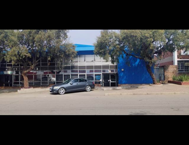 470M² WAREHOUSE TO LET IN BENROSE