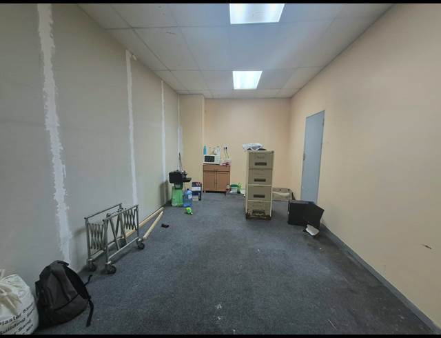 60M² OFFICE TO LET IN KRUGERSDORP CENTRAL