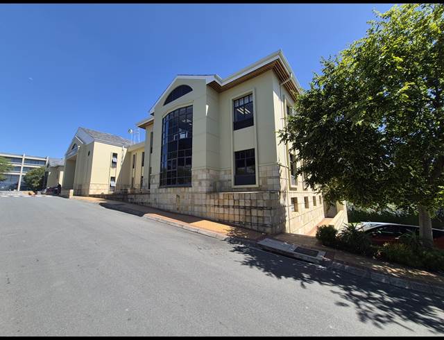 515M² OFFICE TO LET IN SANDTON CENTRAL