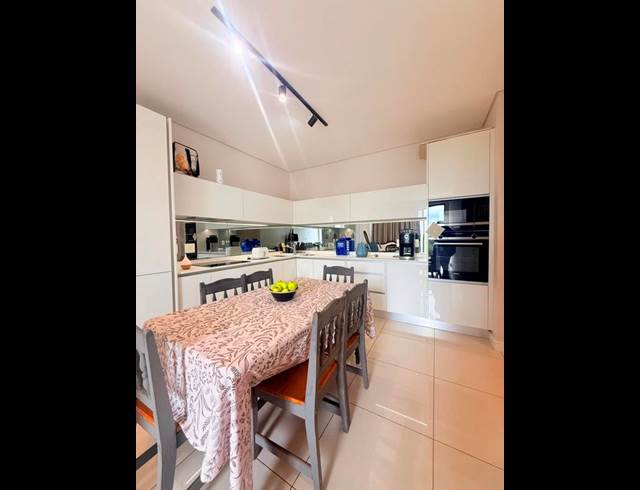 2 BEDROOM PROPERTY TO RENT IN HOUGHTON ESTATE