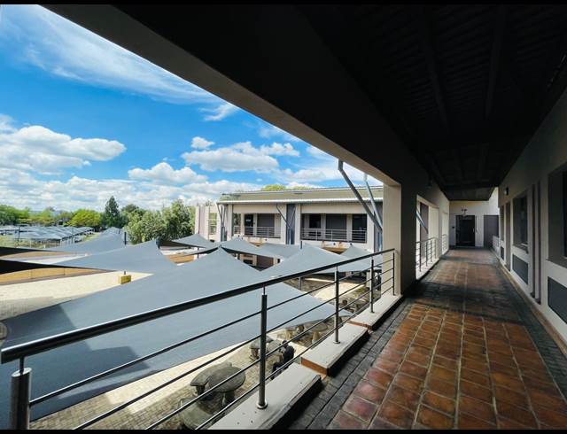 639M² OFFICE TO LET IN RANDJESPARK