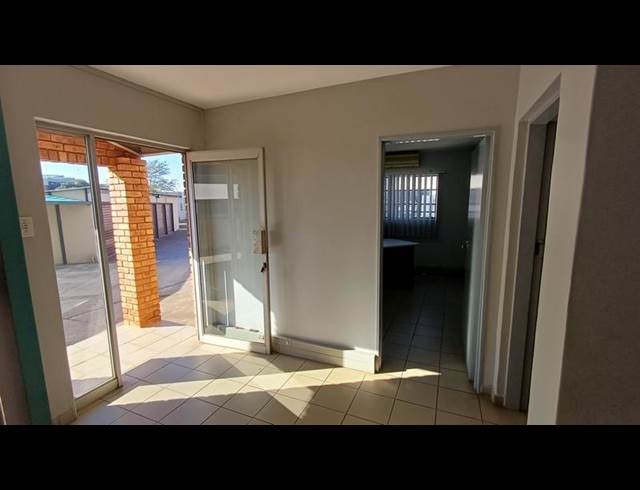 INDUSTRIAL PROPERTY TO RENT IN HENNOPSPARK
