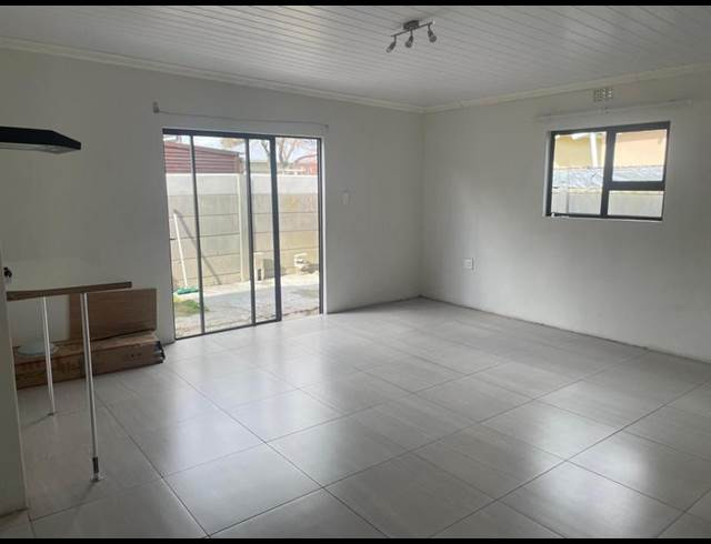 2 BEDROOM PROPERTY TO RENT IN CERES