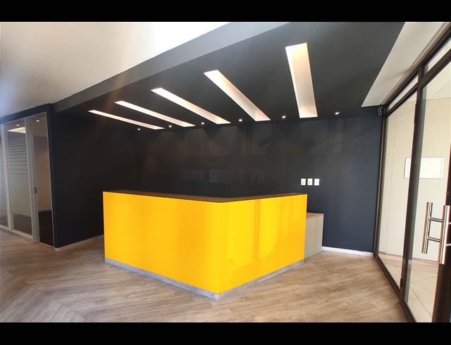 586M² OFFICE TO LET IN BRYANSTON