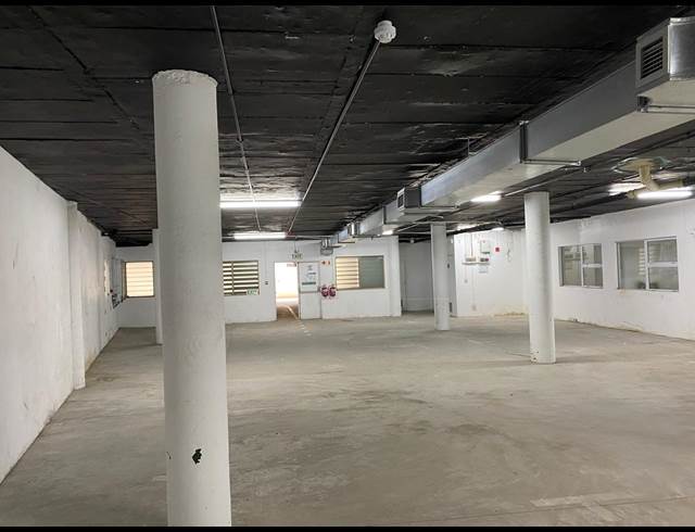 250M² STORAGE UNIT TO LET IN HOUT BAY CENTRAL