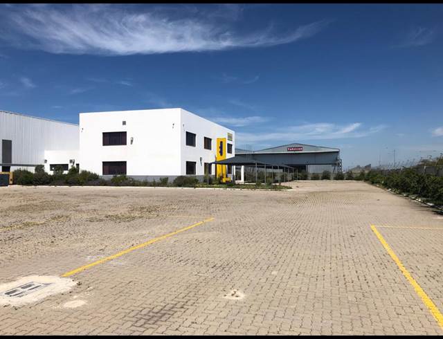 2,300M² WAREHOUSE TO LET IN BLACKHEATH INDUSTRIAL