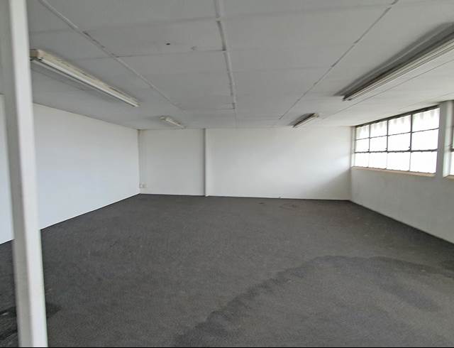 3,000M² WAREHOUSE TO LET IN ISANDO