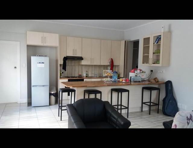 2 BEDROOM PROPERTY TO RENT IN RONDEBOSCH