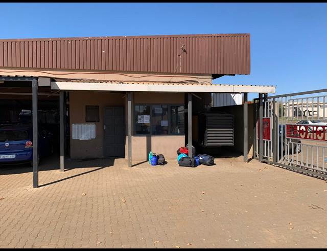 1,005M² WAREHOUSE TO LET IN ALRODE