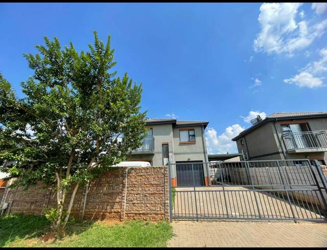 3 BEDROOM PROPERTY TO RENT IN ALBERTSDAL