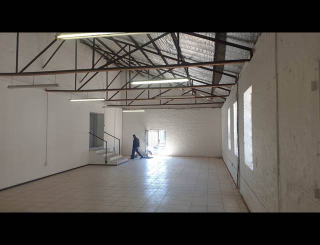 333M² FACTORY TO LET IN SALT RIVER