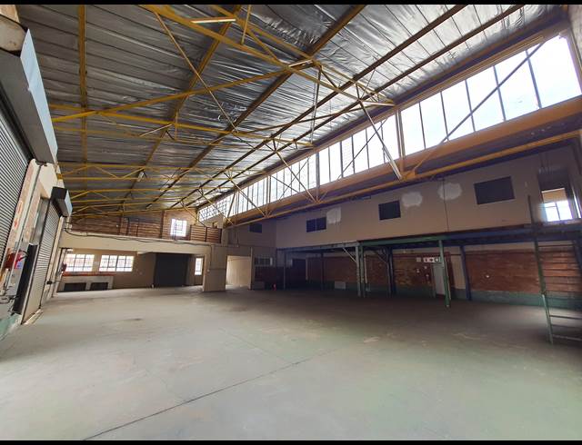 836M² WAREHOUSE RENTED IN BENROSE