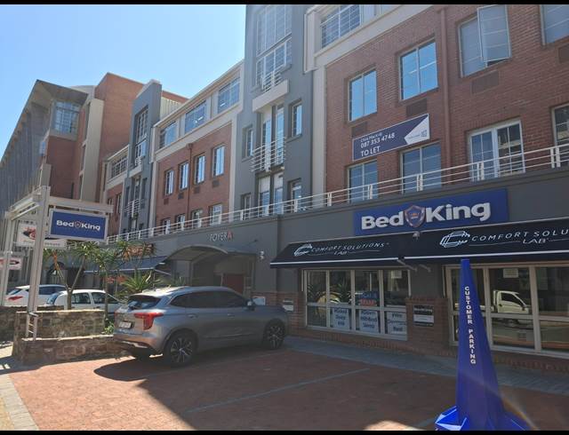 233M² OFFICE TO LET IN DE WATERKANT