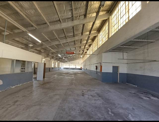 617M² WAREHOUSE TO LET IN PINETOWN CENTRAL