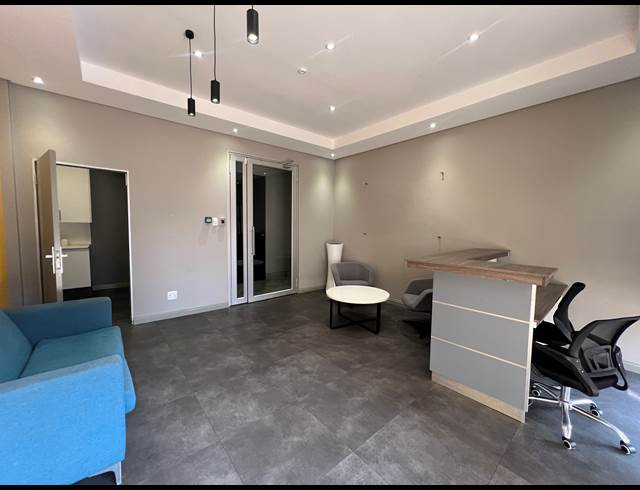 153M² SERVICED OFFICE TO LET IN ILLOVO