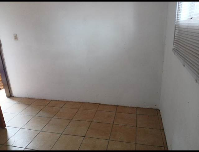 1 bed property to rent in RIDGEWAY