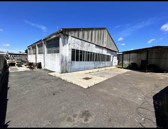 366M² WAREHOUSE RENTED IN EPPING INDUSTRIAL