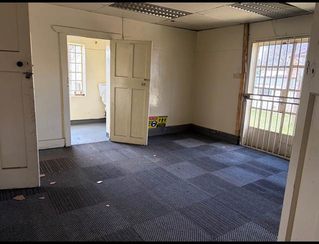 130M² OFFICE TO LET IN WEST TURFFONTEIN