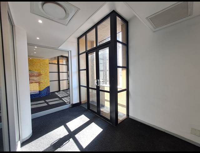 432M² OFFICE TO LET IN MELROSE ARCH