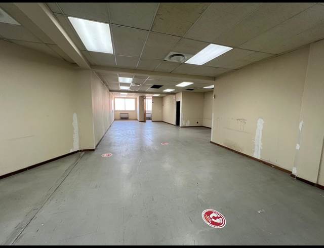 210M² OFFICE TO LET IN STRIJDOMPARK