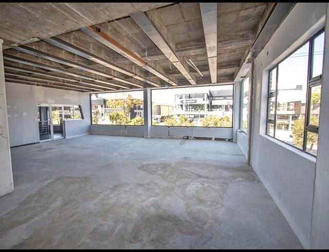 400M² SHOWROOM TO LET IN KRAMERVILLE