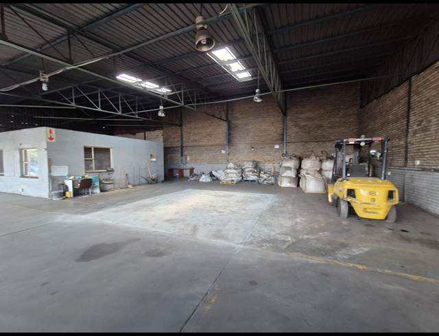 439M² FACTORY TO LET IN WADEVILLE