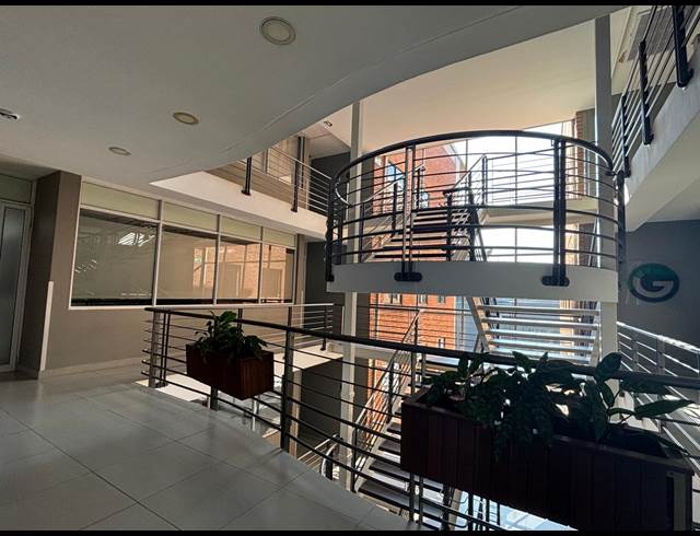 453M² OFFICE TO LET IN UMHLANGA RIDGE