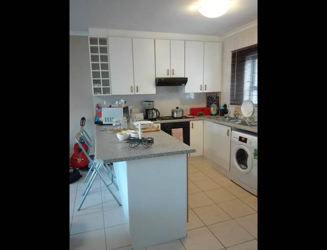 2 bed property to rent in DURBANVILLE