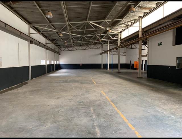 759M² WAREHOUSE TO LET IN STRIJDOMPARK