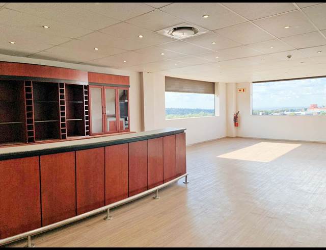 7,435M² OFFICE TO LET IN WYNBERG