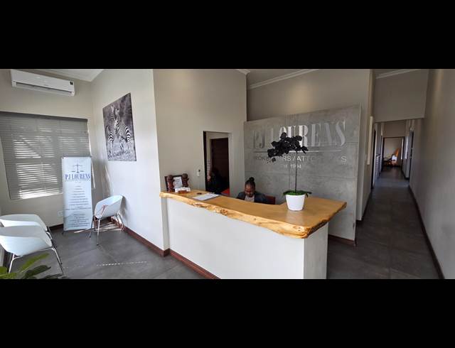 122M² OFFICE TO LET IN SONHEUWEL