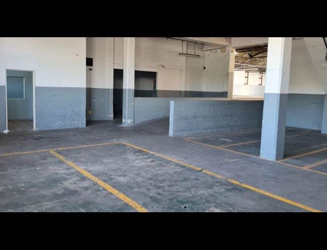1,335M² WAREHOUSE TO LET IN NDABENI